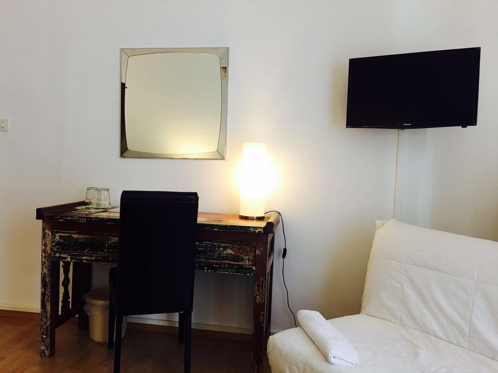 Bottega Del Vino Guesthouse لوكارنو المظهر الخارجي الصورة