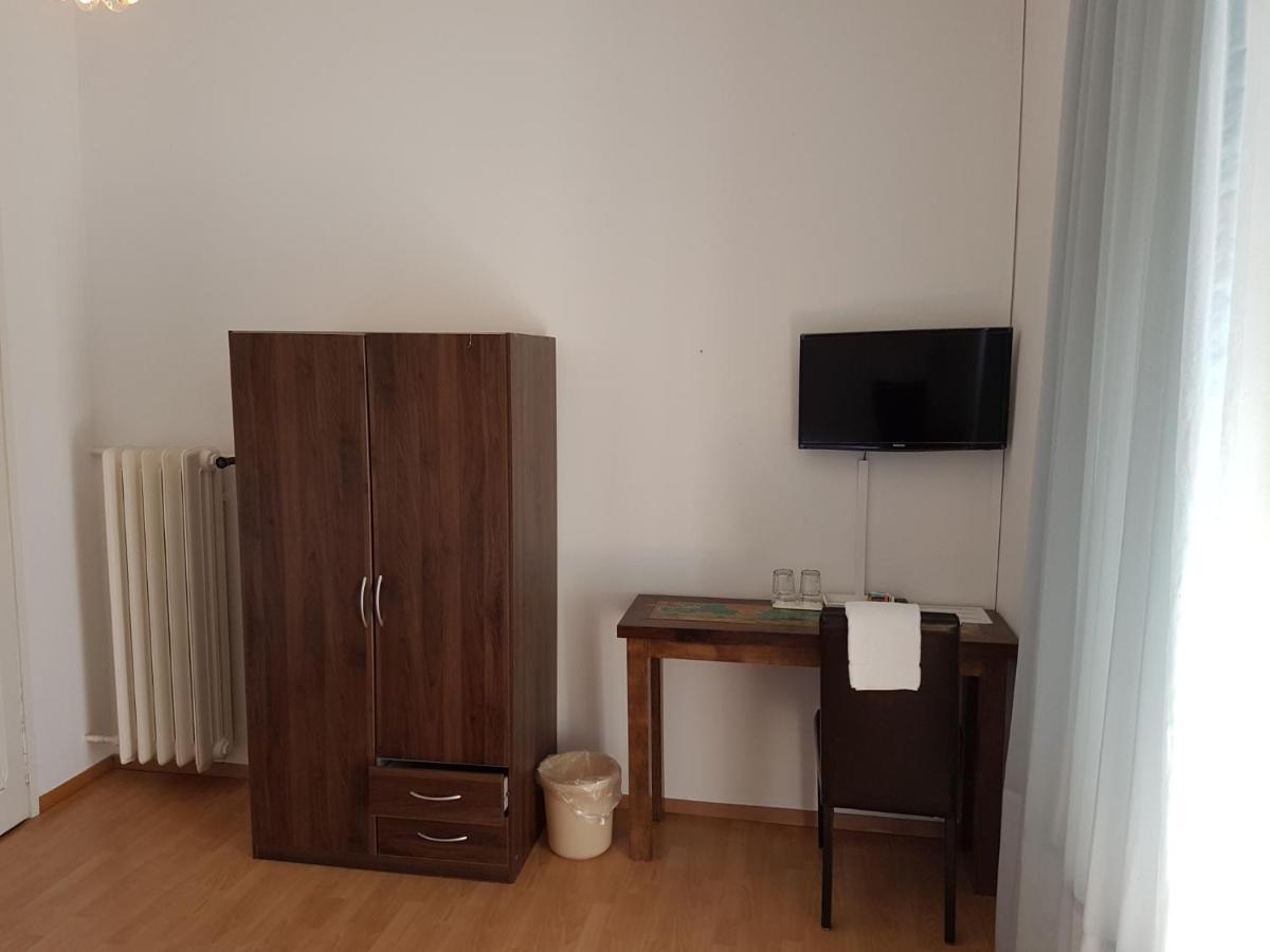 Bottega Del Vino Guesthouse لوكارنو المظهر الخارجي الصورة